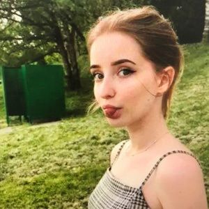 Meet your Posher, Yimei